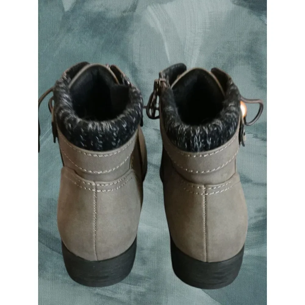 Sporto Womens Faux Suede Ankle Boots With Knit Collar & Lace-Up 7.5M gray color